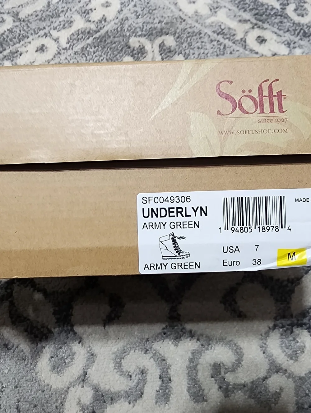 NEW SOFFT Underlyn Wedge Hiker Boot in Army Green